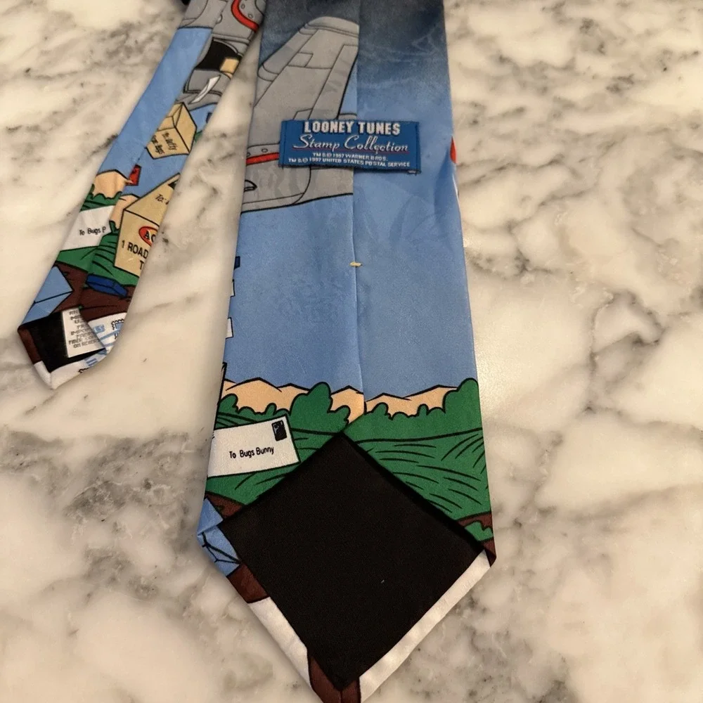 Looney Tunes Stamp Collection 1997 Character Cartoon Neck Tie 57 X 4 Made In USA